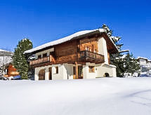 Casa Chistiala Dadens