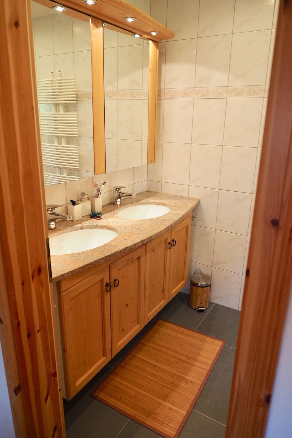 Mira Piz Signina, (Laax Dorf). 2.5 Zimmerwohnung - Binnen