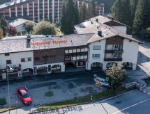 Bergflair & comfort aan de skipiste – 90m² voor 6 personen in Laax - thumbnail 2