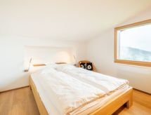 Casa Fau: Direct aan de piste in Laax met uitzicht op berg en meer - thumbnail 6