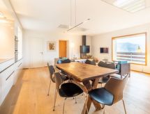 Casa Fau: Direct aan de piste in Laax met uitzicht op berg en meer - thumbnail 3