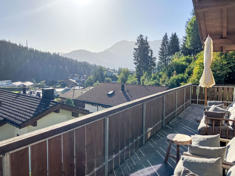 Chalet Vista dal Dragun in Laax met open haard en sauna in Laax