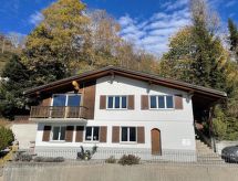 Casa Campanula: Ruim chalet voor 10 personen direct aan de skipiste van Laax - thumbnail 3