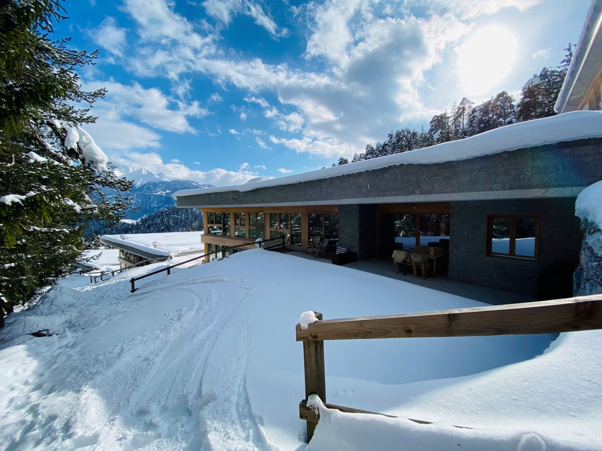 Photo of Alp Resort Ski In/Ski Out, (Laax Murschetg),