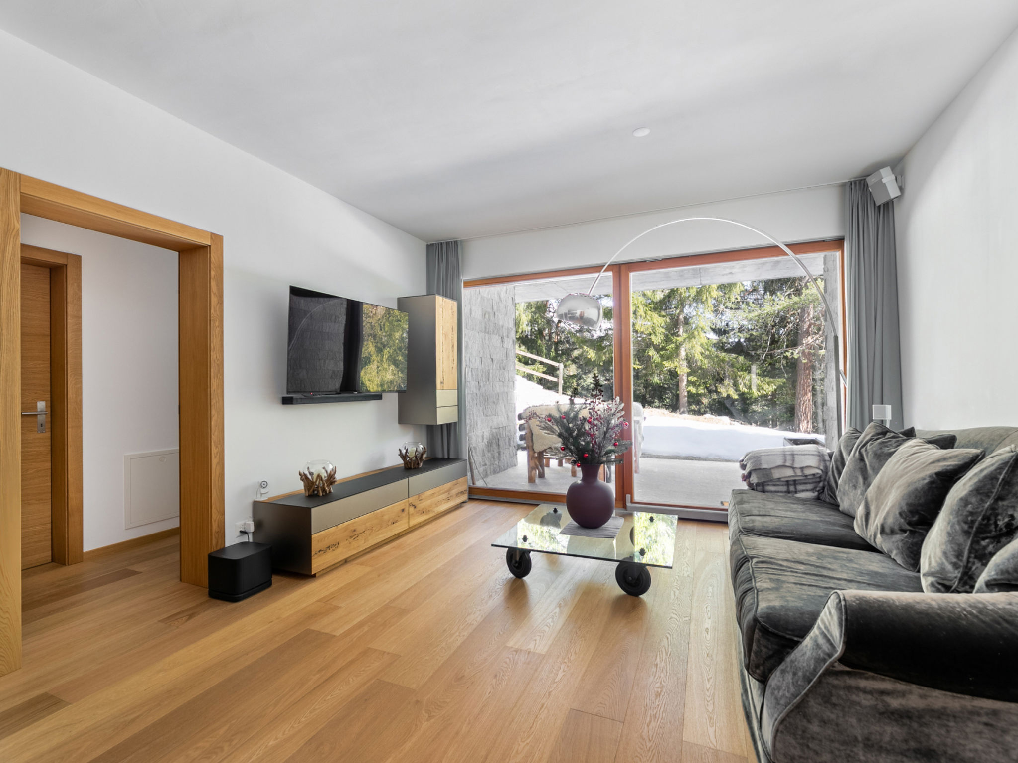 Photo of Alp Resort Ski In/Ski Out, (Laax Murschetg). 4.5 Zimmerwohnung