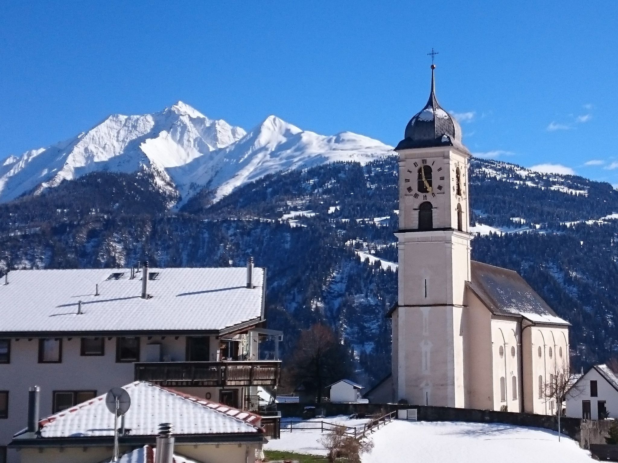 Photo of Surrieven / Zwicker, (Laax Dorf). 3.5 Zimmerwohnung