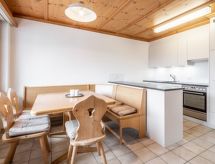 Val Signina 1-13a: Luxe appartement in Laax aan piste en meer - thumbnail 4