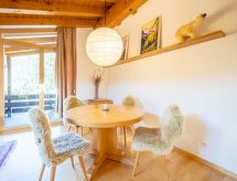 Casa la Streila: Knus bergappartement aan skipiste en meer in Laax - thumbnail 5