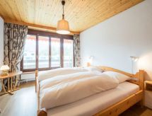 Ruim appartement voor 8 personen direct aan de skipiste in Laax - thumbnail 6