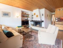 Ruim appartement voor 8 personen direct aan de skipiste in Laax - thumbnail 4