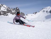 Maighels 8-9: Modern appartement in Laax aan piste en meer - thumbnail 1