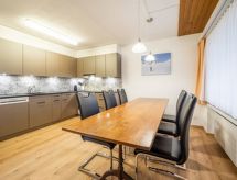 Riant appartement in Laax, direct aan de skipiste met uitzicht op berg en meer - thumbnail 5