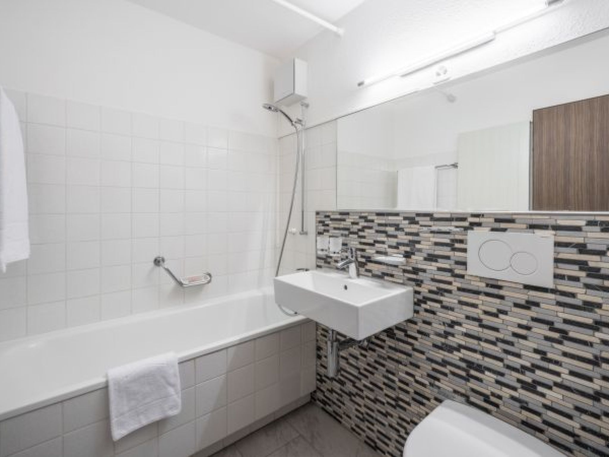 Photo of Val Signina 3-28