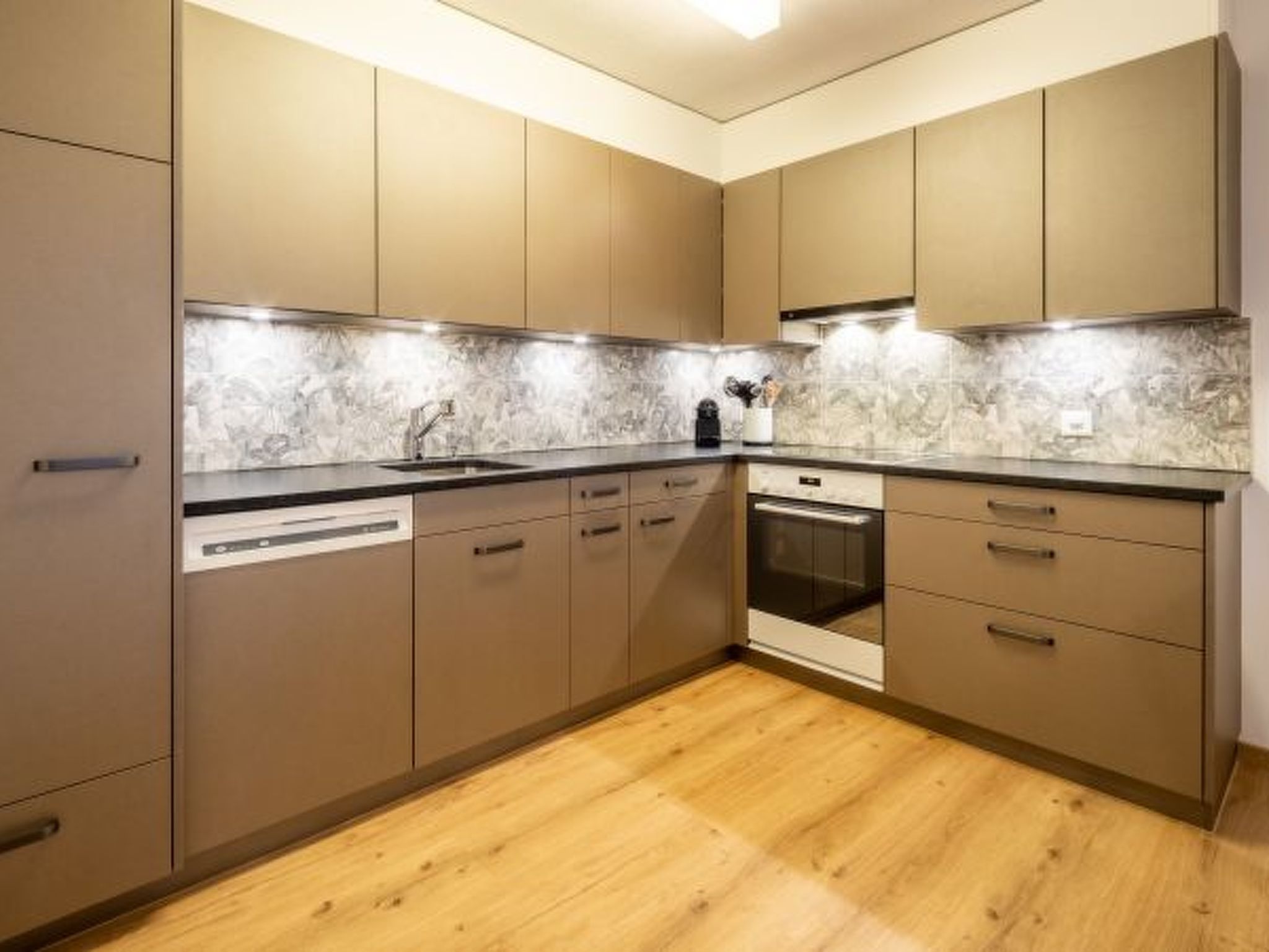 Photo of Val Signina 3-28