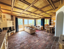 Ruim appartement aan de skipiste bij het Laaxersee meer - thumbnail 2