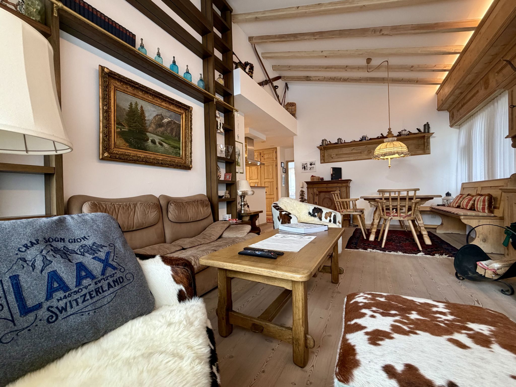 Casa las Muotas - Inside
