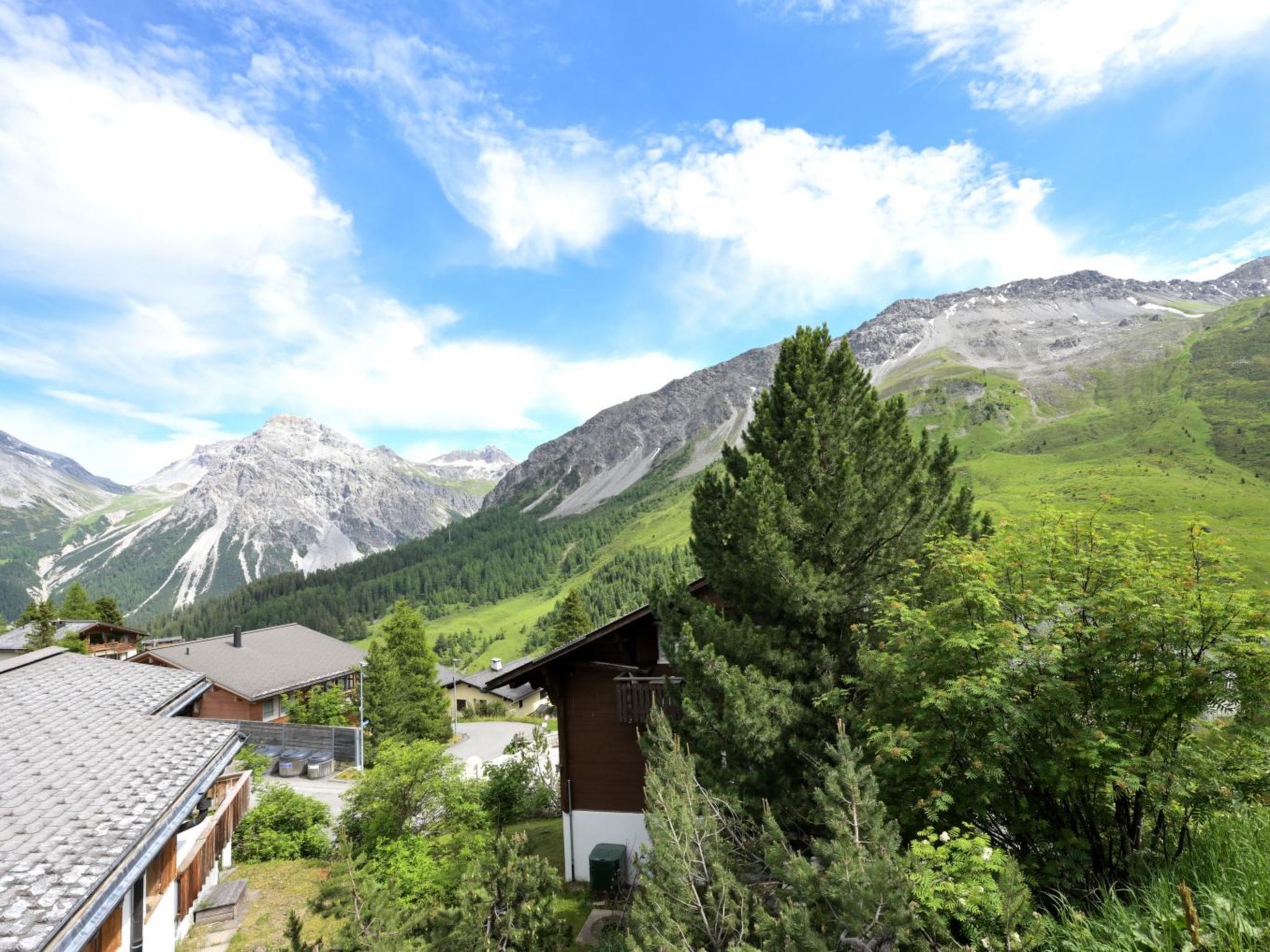 Photo of Ferienwohnung in Innerarosa, 3 Schlafzimmer & Bad