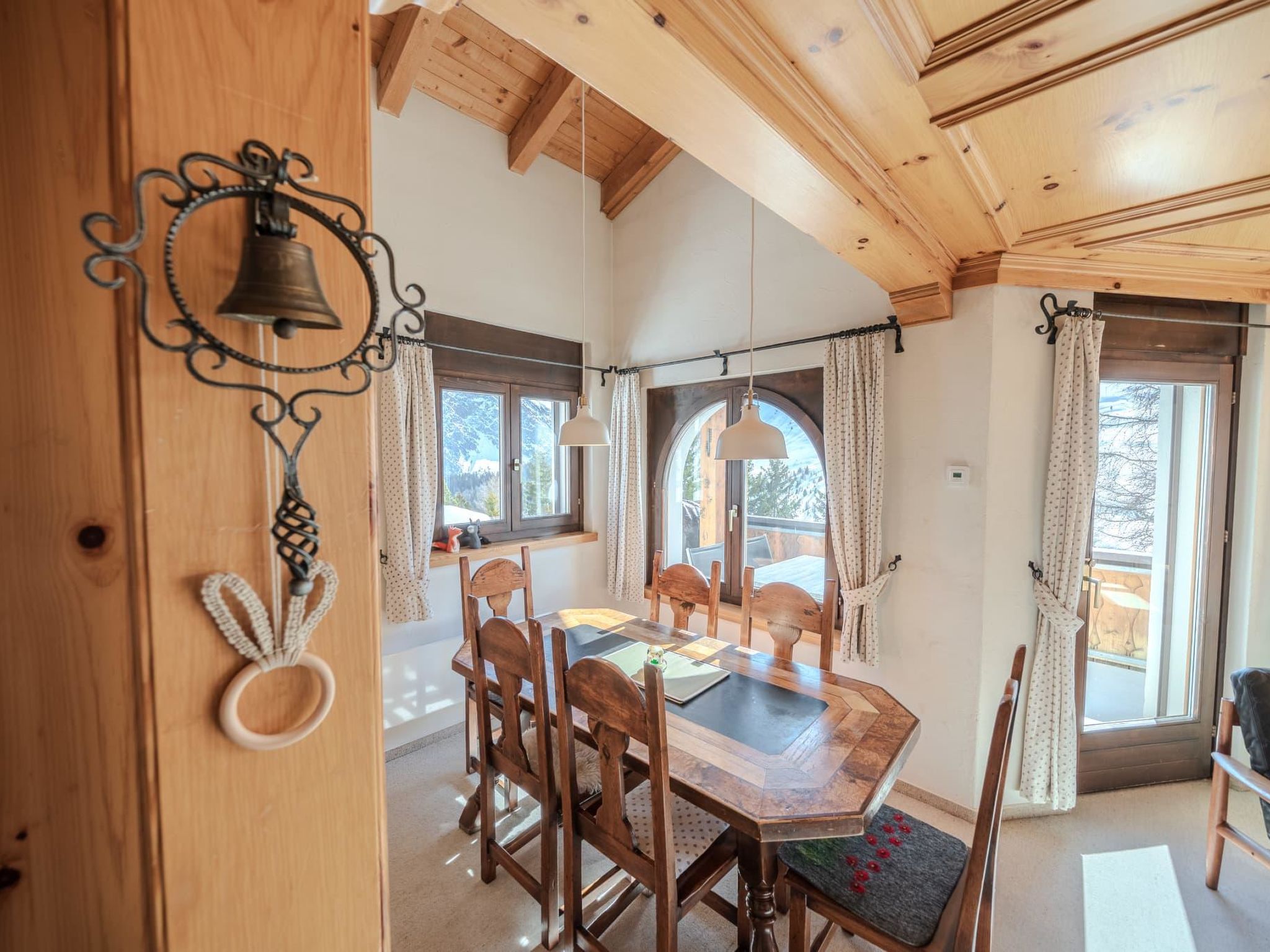 Photo of Chalet Marmotta 2 by Arosa Vacations Ferienhaus, Dusche und Bad, WC, 3 Schlafräu