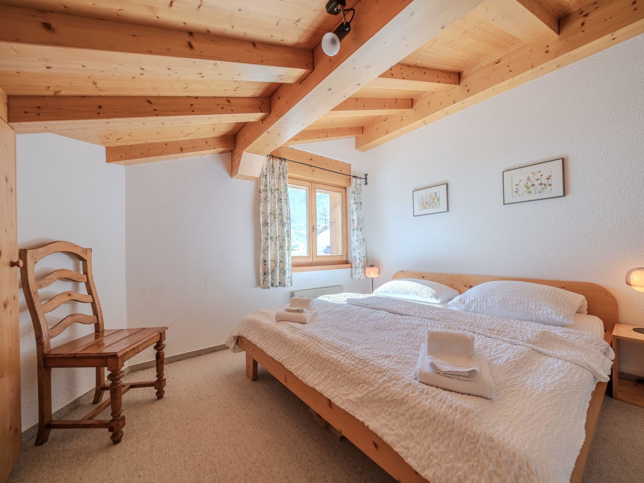 Photo of Chalet Marmotta 2 by Arosa Vacations Ferienhaus, Dusche und Bad, WC, 3 Schlafräu