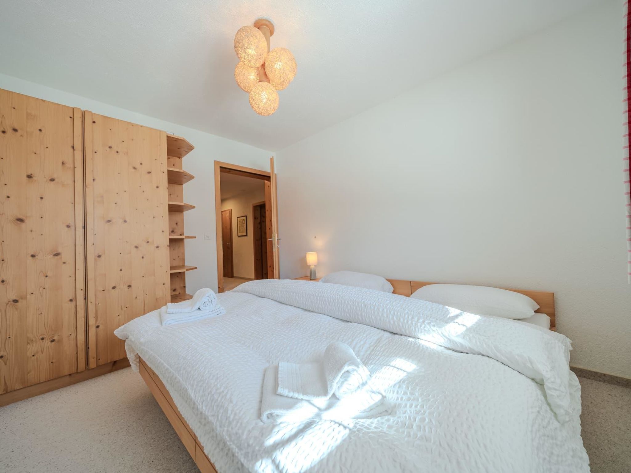 Photo of Chalet Marmotta 2 by Arosa Vacations Ferienhaus, Dusche und Bad, WC, 3 Schlafräu