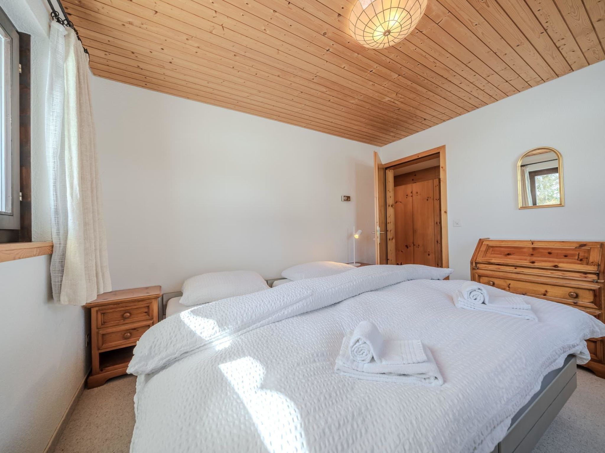 Photo of Chalet Marmotta 2 by Arosa Vacations Ferienhaus, Dusche und Bad, WC, 3 Schlafräu