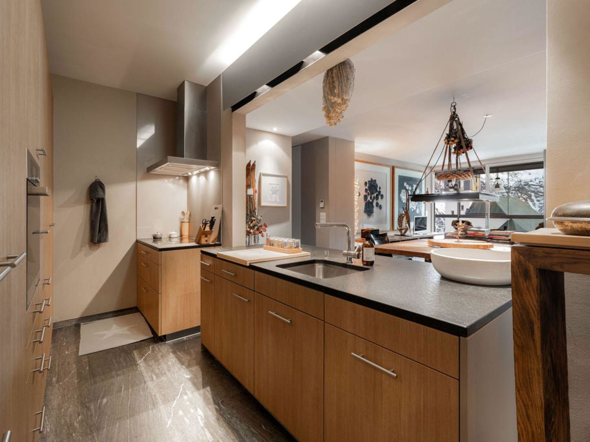 Photo of Church Hill by Arosa Holiday Appartement/Fewo, Dusche und Bad, WC, 6-Bettwohnung