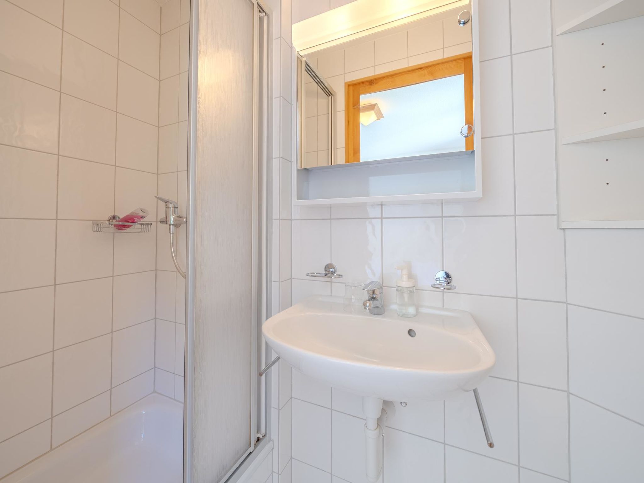 Photo of Rothornblick 52 by Arosa Vacations Appartement/Fewo, Dusche oder Bad, WC, 1 Schl