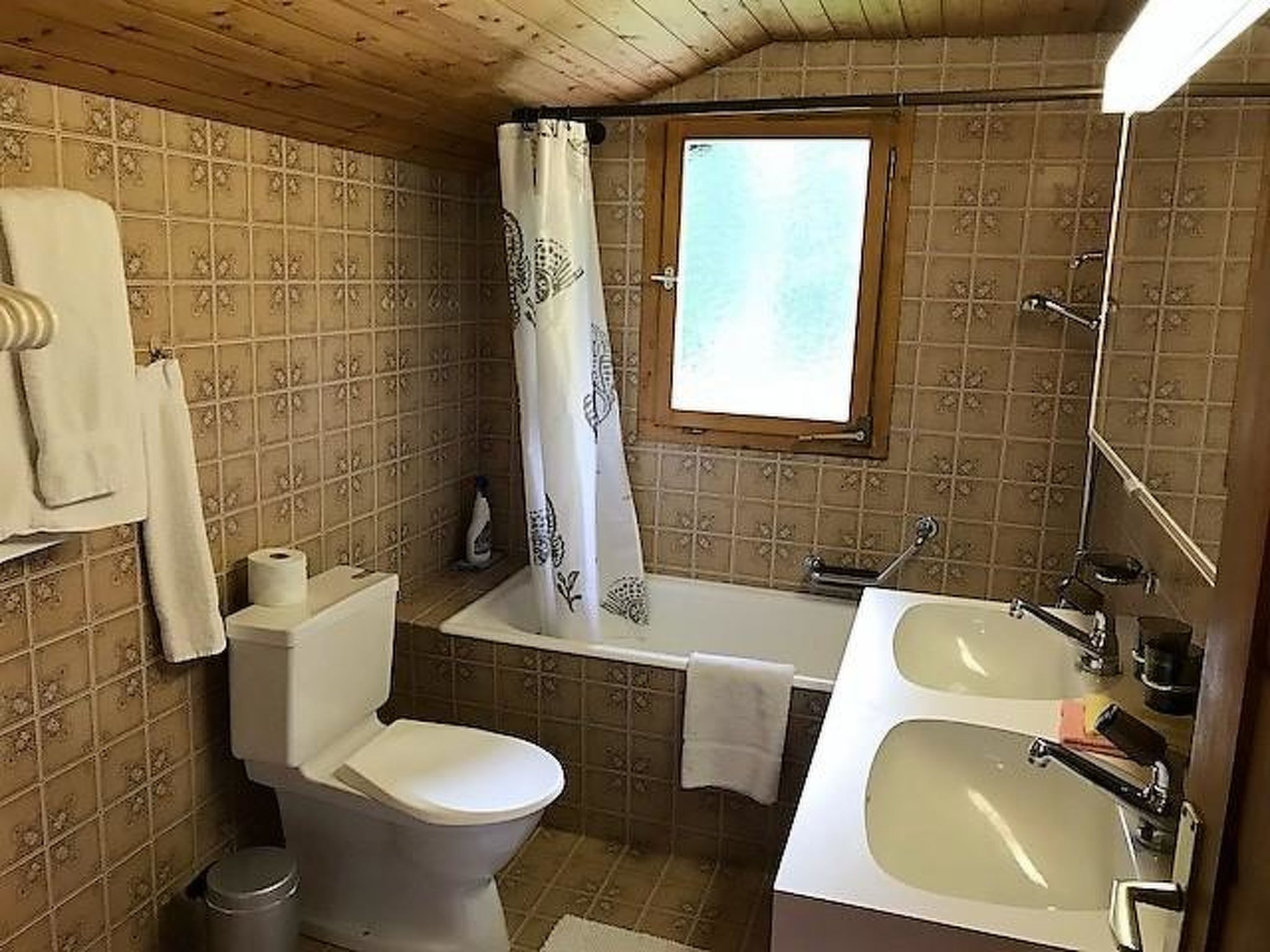 Photo of Chalet Waldesruh (2 ZWhg.) 4-Bettwohnung