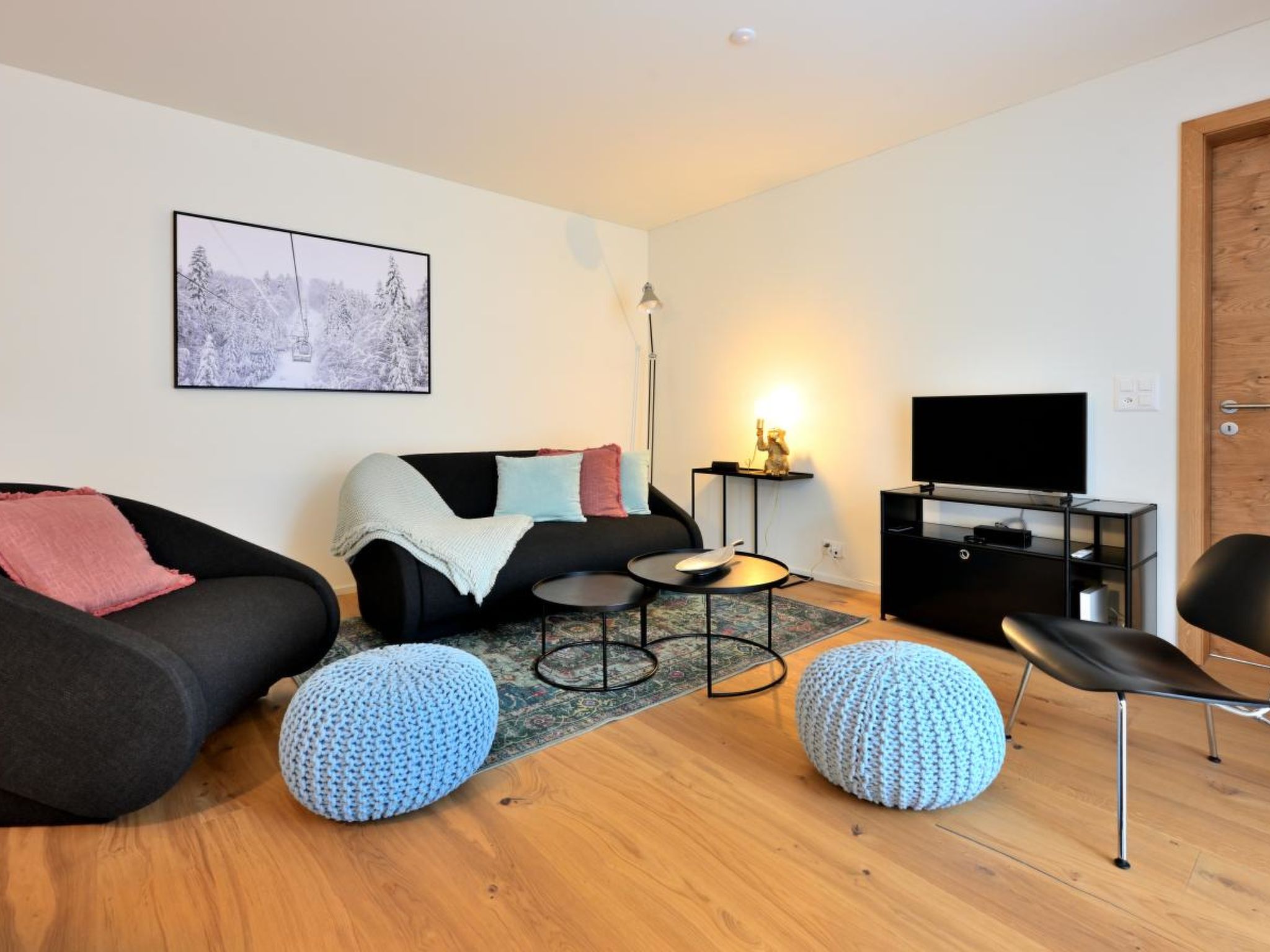 Photo of 2.5-Zi-Wohnung mit stilvollem Bad, zentral & ruhig