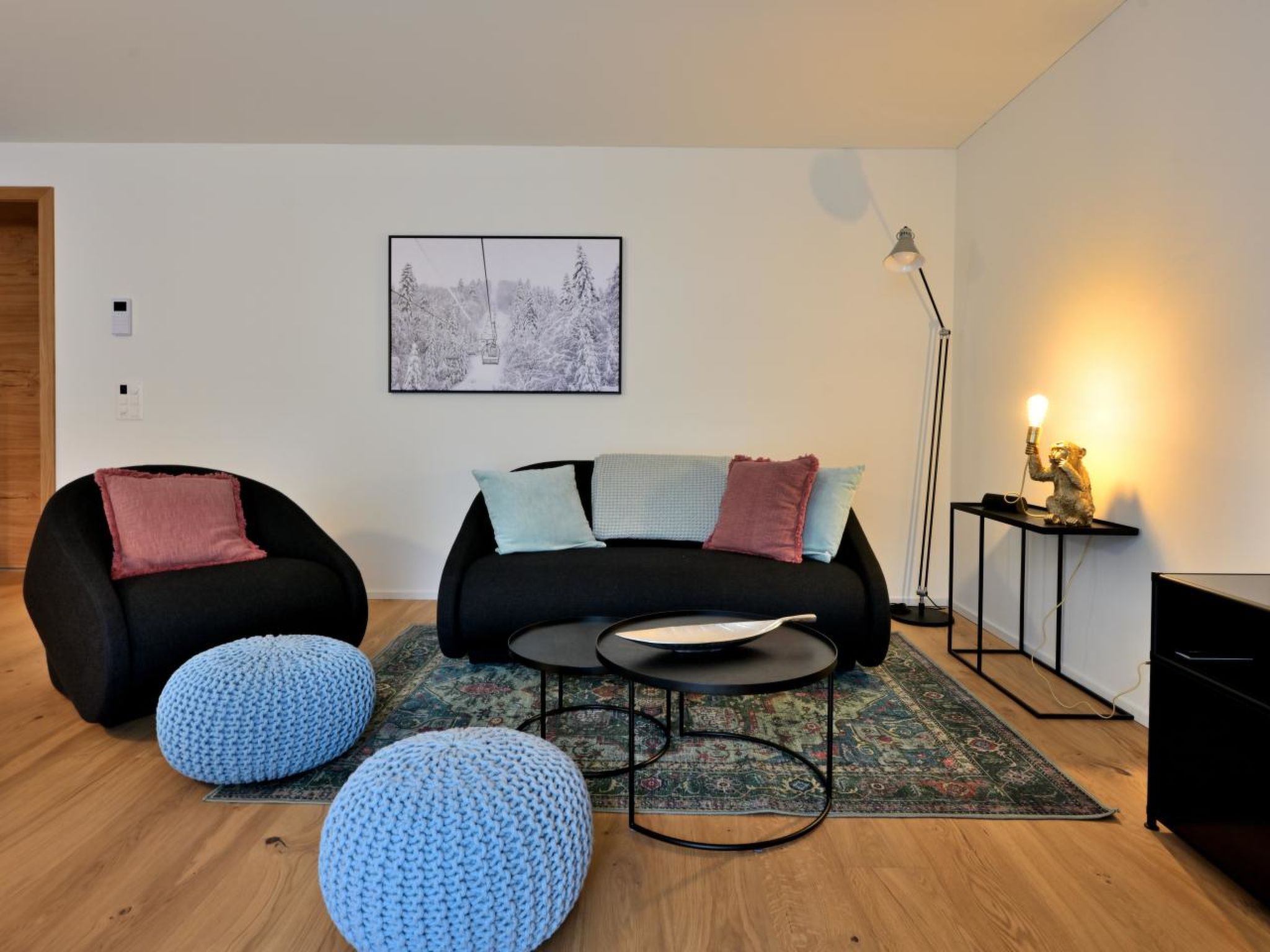 Photo of 2.5-Zi-Wohnung mit stilvollem Bad, zentral & ruhig
