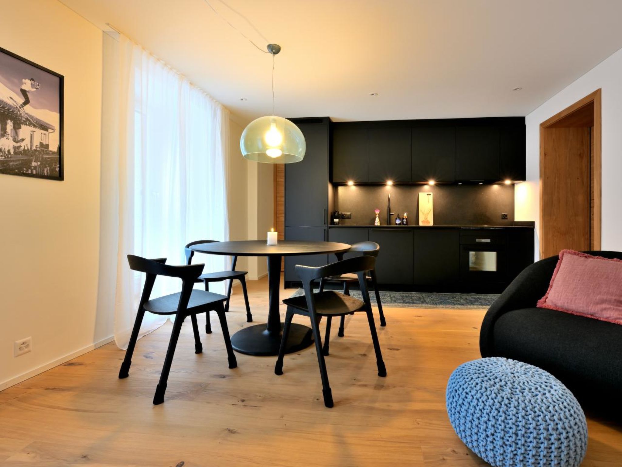 Photo of 2.5-Zi-Wohnung mit stilvollem Bad, zentral & ruhig