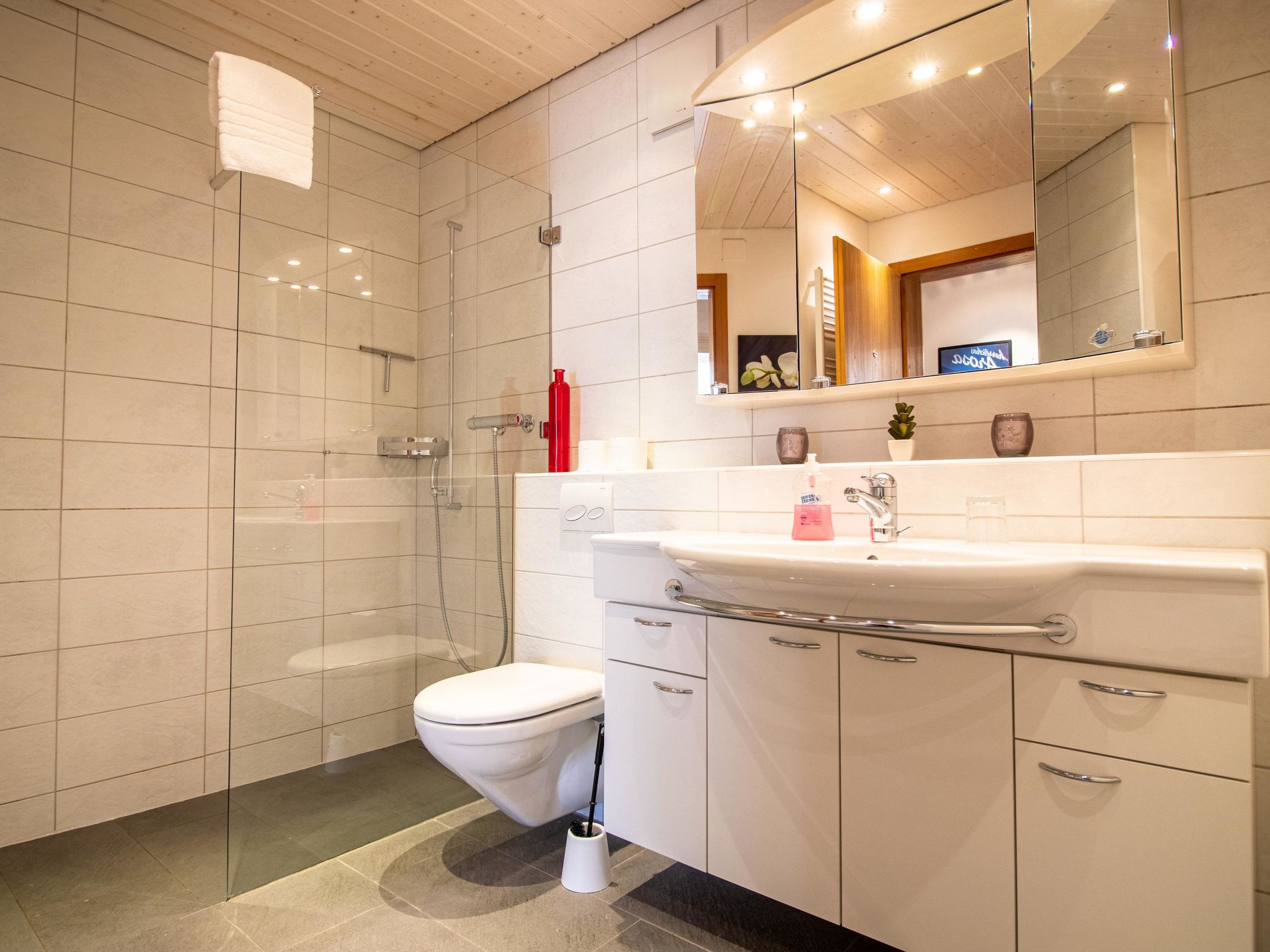 Photo of Miraflor Betty by Arosa Holiday Appartement/Fewo, Dusche und Bad, WC, 8-Bettwohn