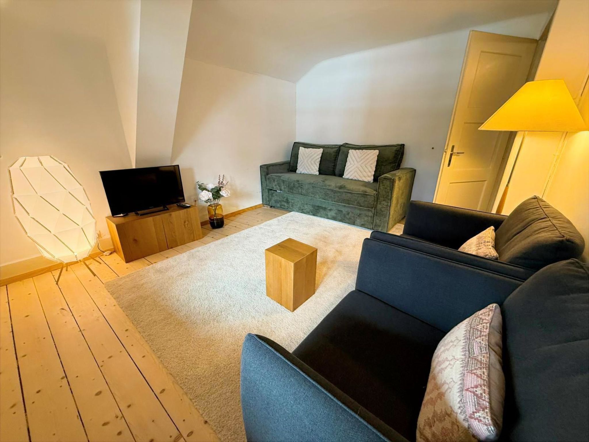 Pradella 2 by Arosa Holiday Studio, Dusche und Badewanne, 4-Bettwohnung