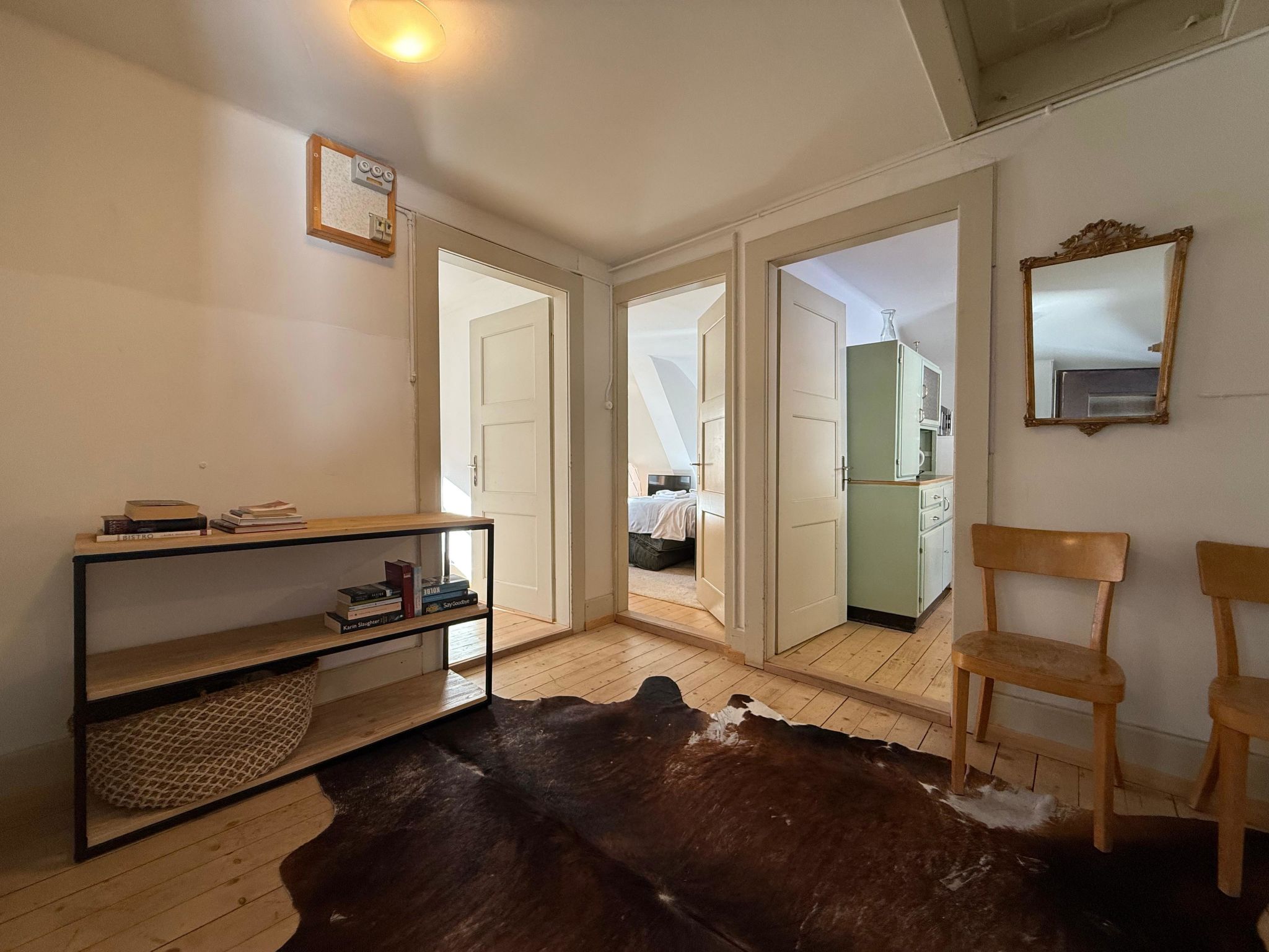 Photo of Pradella 2 by Arosa Holiday Studio, Dusche und Badewanne, 4-Bettwohnung
