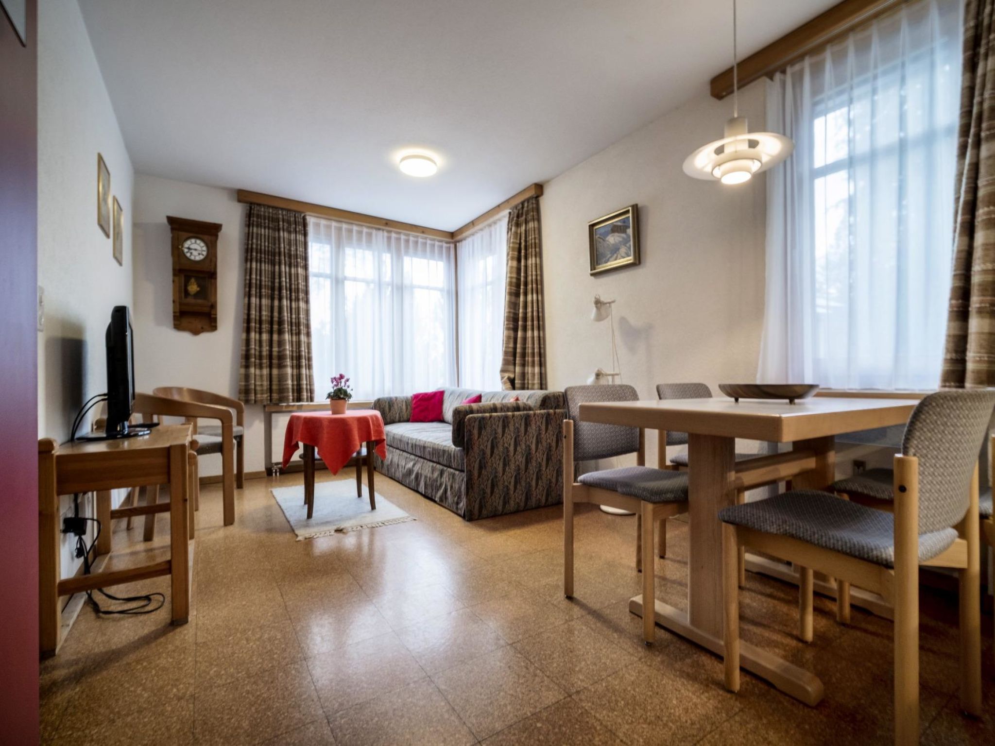 Tschuggenweg 2 Appartement/Fewo, Bad, WC, 2-Bettwohnung 2-Bettwohnung
