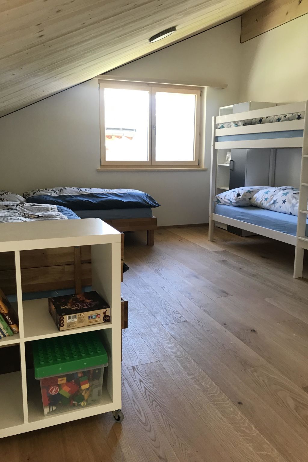 Photo of Chalet Sternenhimmel Appartement/Fewo, Dusche und Bad, WC, 7-Bettwohnung