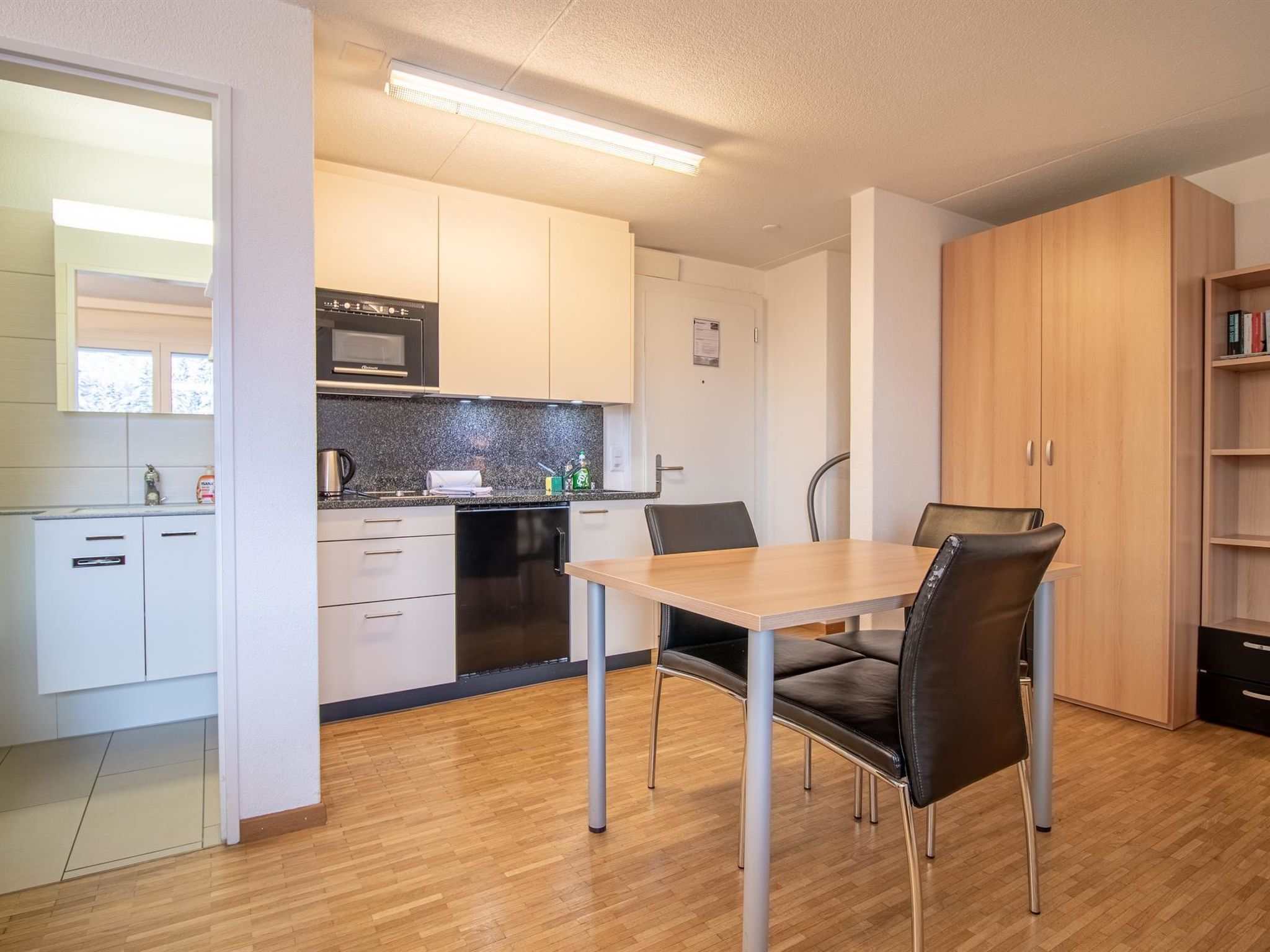 Waldhof 4 by Arosa Holiday Appartement/Fewo, Dusche, WC, 2-Bettwohnung Waldhof 4