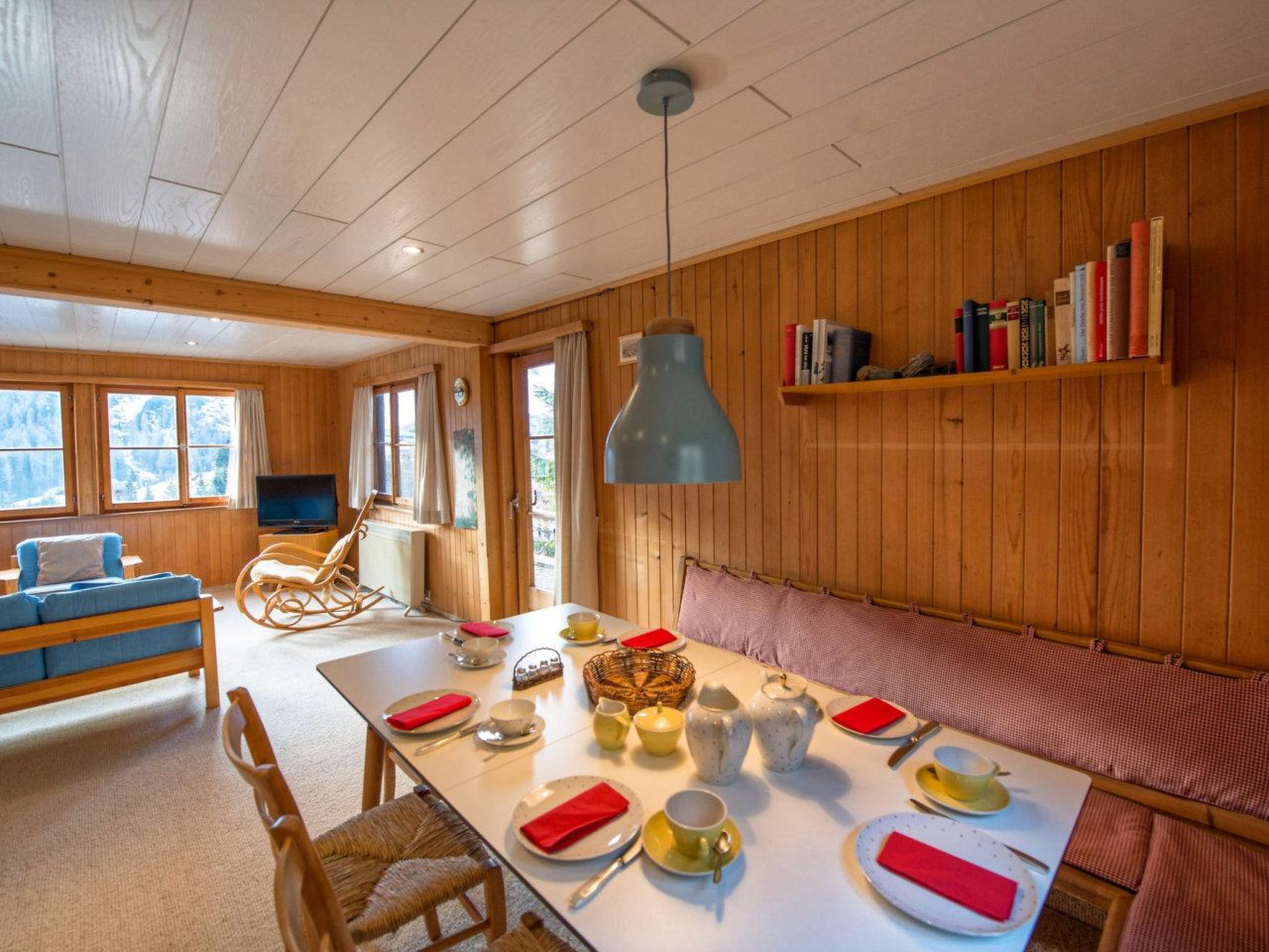 Photo of 6-Zimmer Liebhaber Chalet, 150m2 mit Terrasse