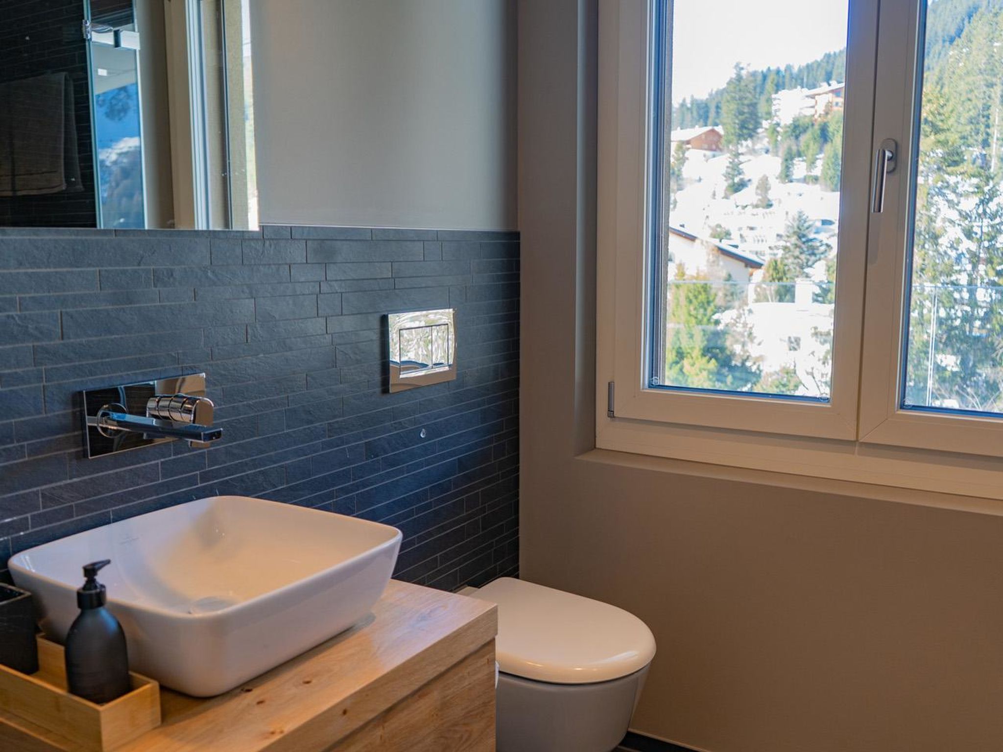 Photo of Penthouse mit 2 Schlafzimmer und 2 Badezimmer