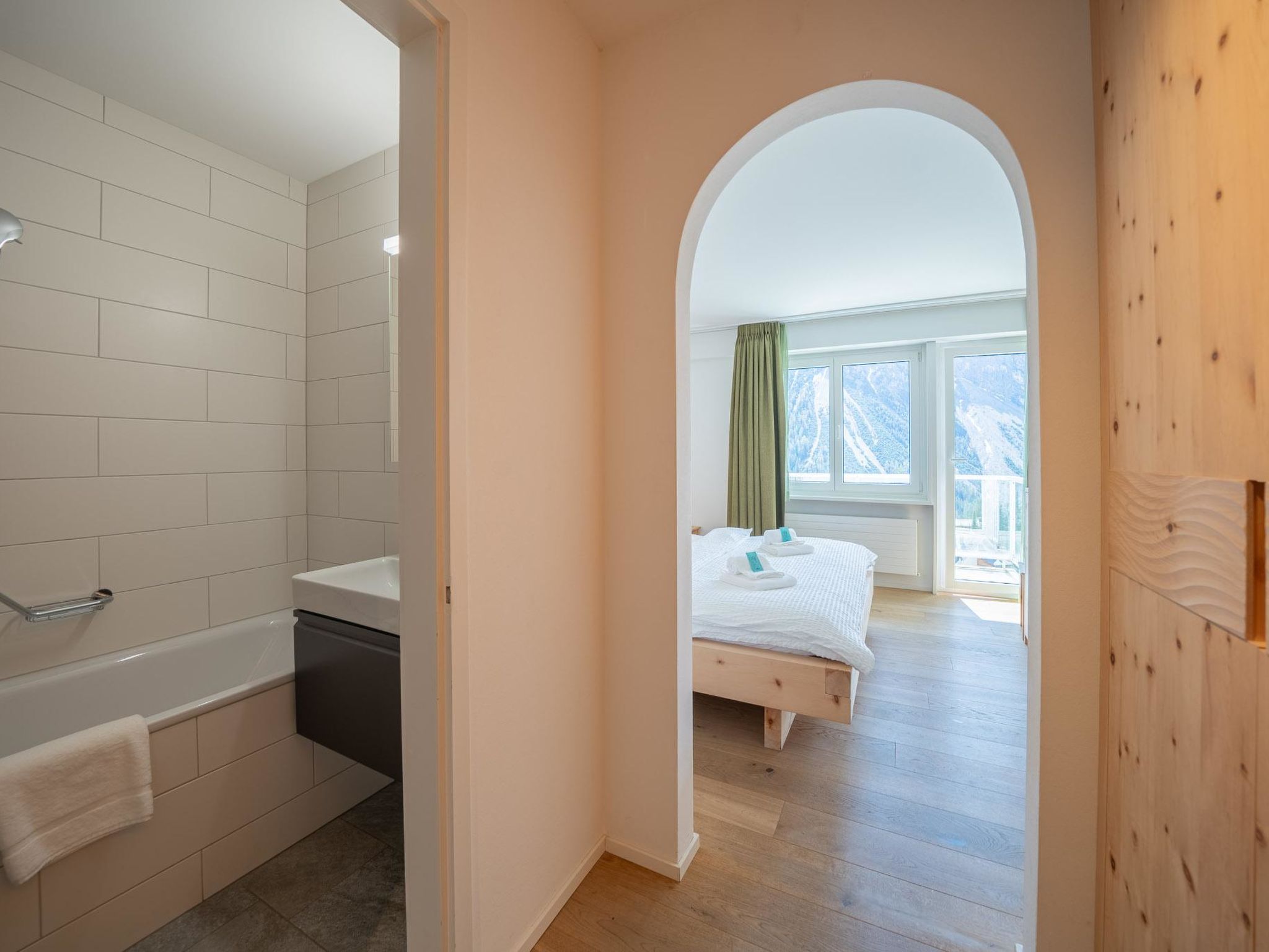 Photo of Viktoria A44 by Arosa Vacations Appartement/Fewo, Dusche und Badewanne, 2 Schlaf