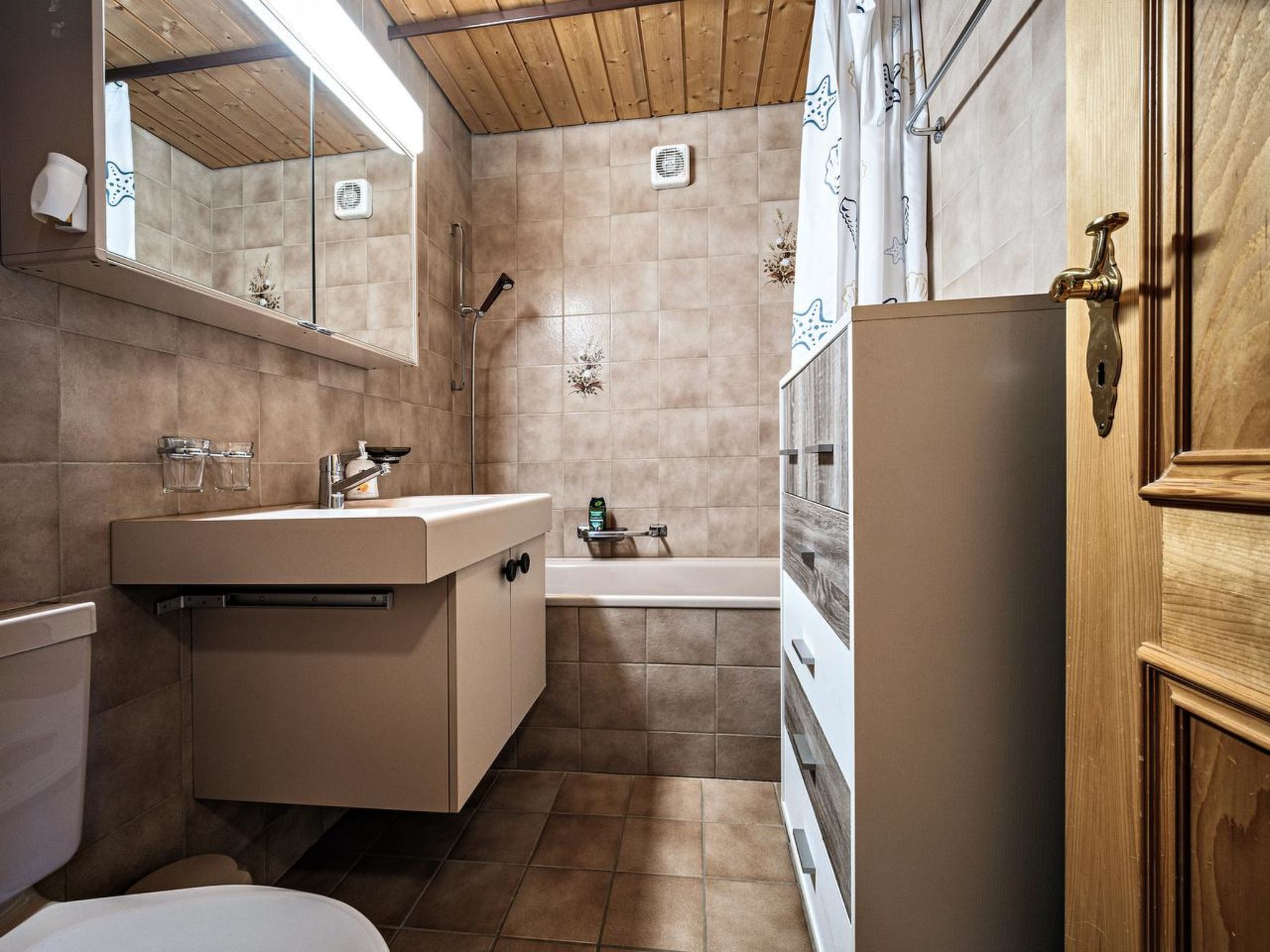 Photo of Zum Rota Hus 07B Appartement/Fewo, Dusche oder Bad