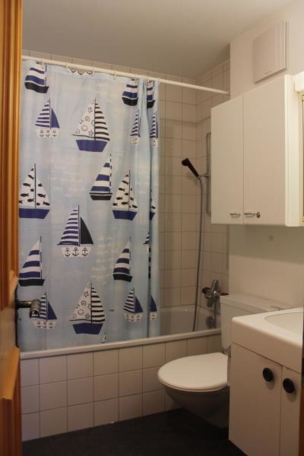 Chli Alpa B-2 Appartement/Fewo,   4-Bettwohnung - Dedans
