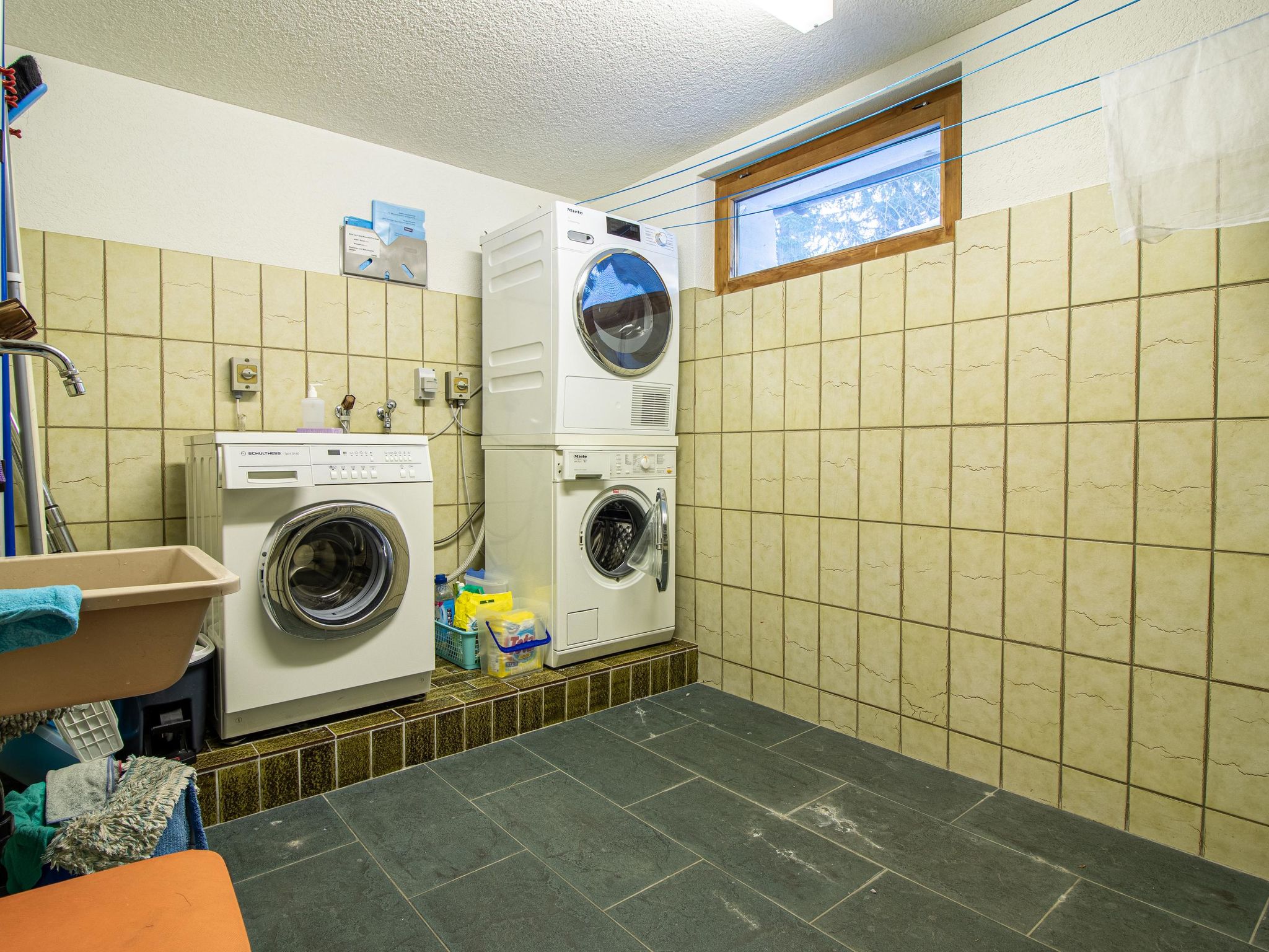 Photo of Bella Riva by Arosa Holiday Appartement/Fewo, Dusche oder Bad, WC, 5-Bettwohnung