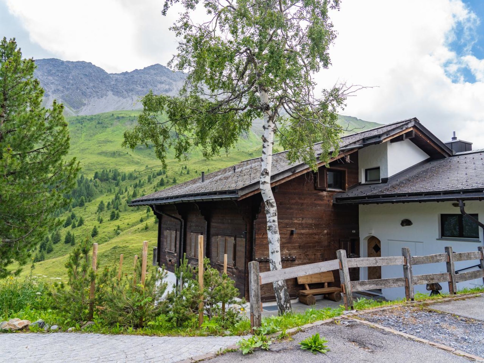 Photo of Chalet-Ferienwohnung mit Terrasse, 1 Schlafzimmer