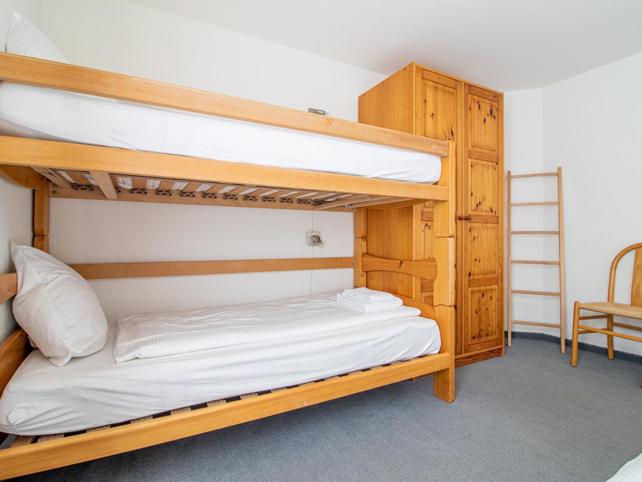 Photo of Camana Wohnung EG Appartement/Fewo, Dusche oder Bad, WC, 6-Bettwohnung Camana EG