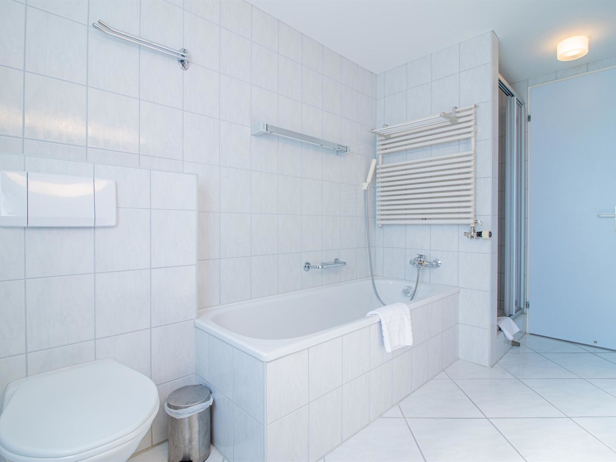 Photo of Camana Wohnung EG Appartement/Fewo, Dusche oder Bad, WC, 6-Bettwohnung Camana EG