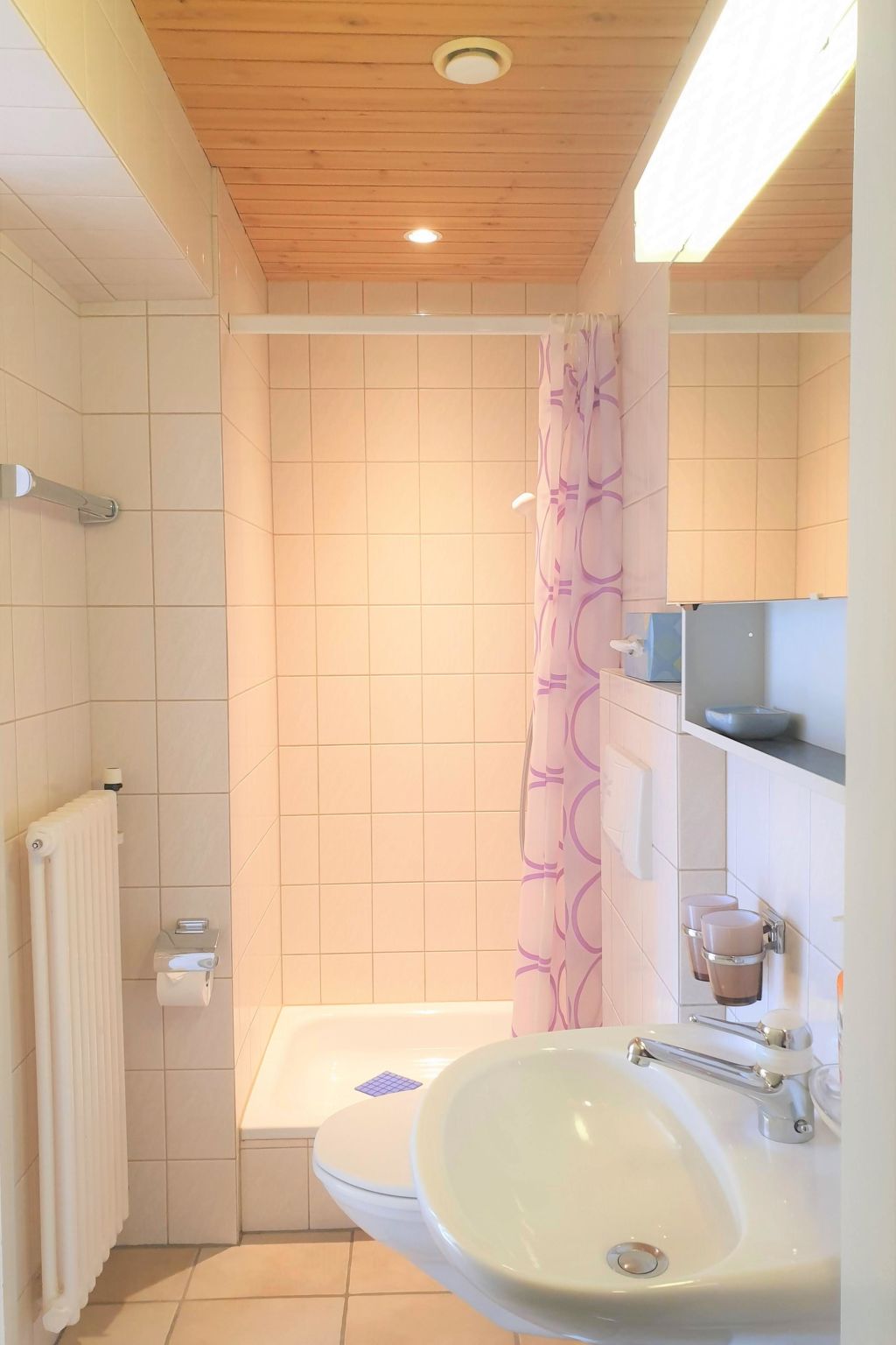 Photo of Bisang S Appartement/Fewo,   4-Bettwohnung