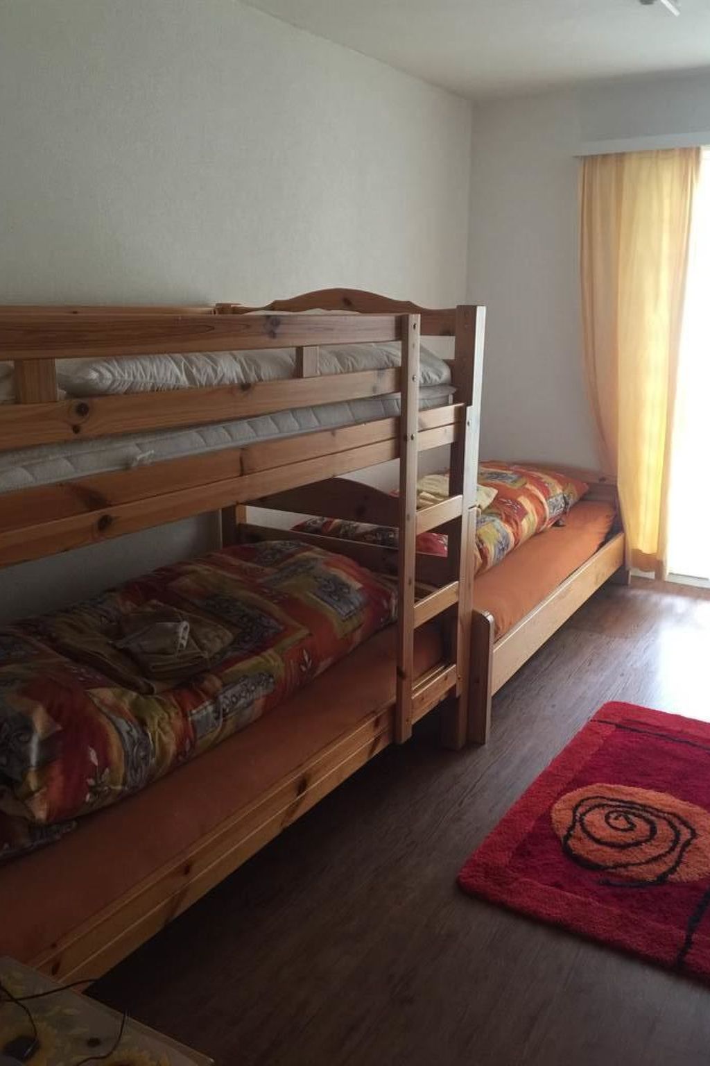 Photo of Sunnybank / 3. St. Appartement/Fewo, Dusche und Bad, WC, 10-Bettwohnung