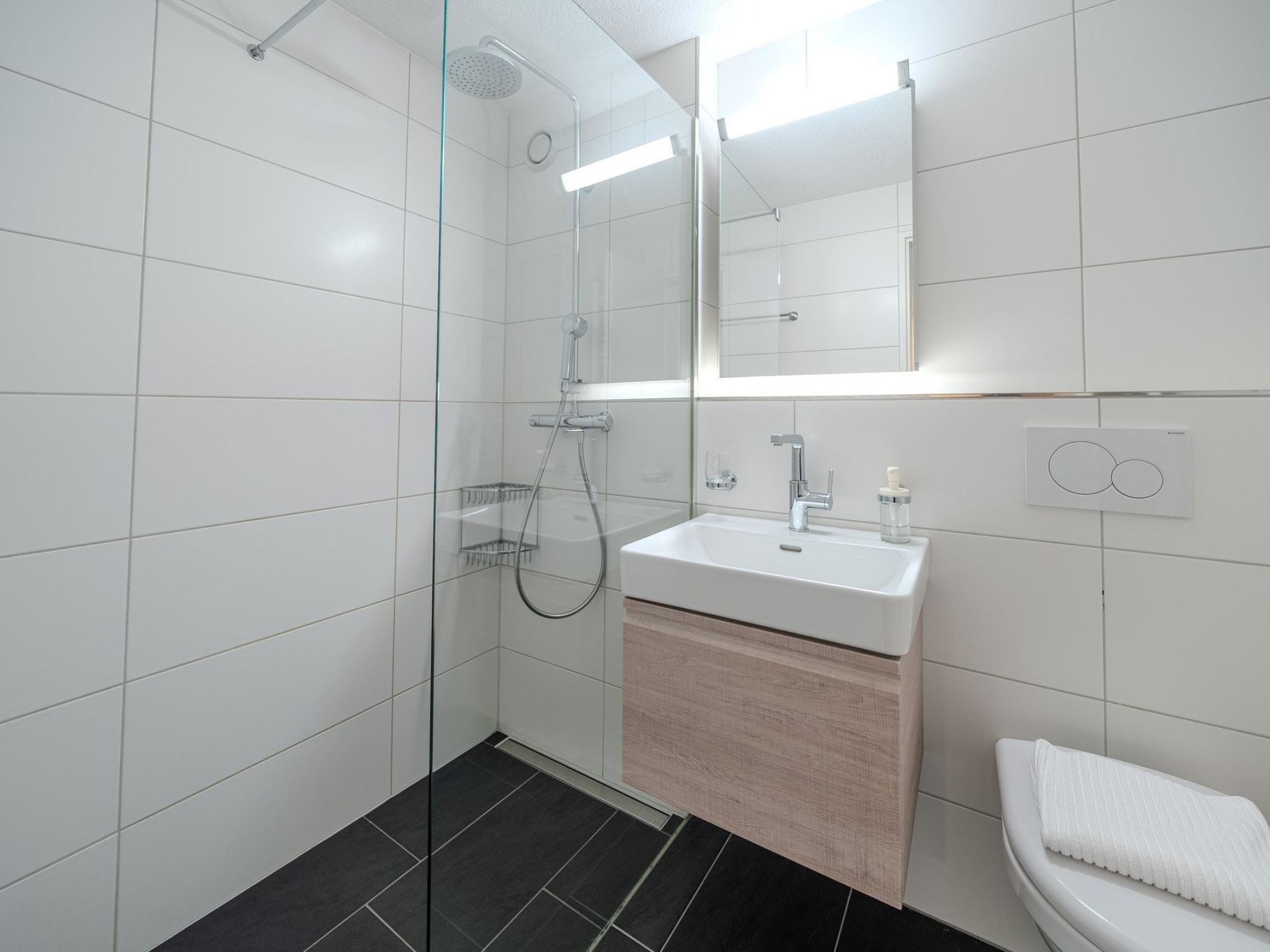 Photo of Fortuna 4 by Arosa Vacations Appartement/Fewo, Dusche, WC, West