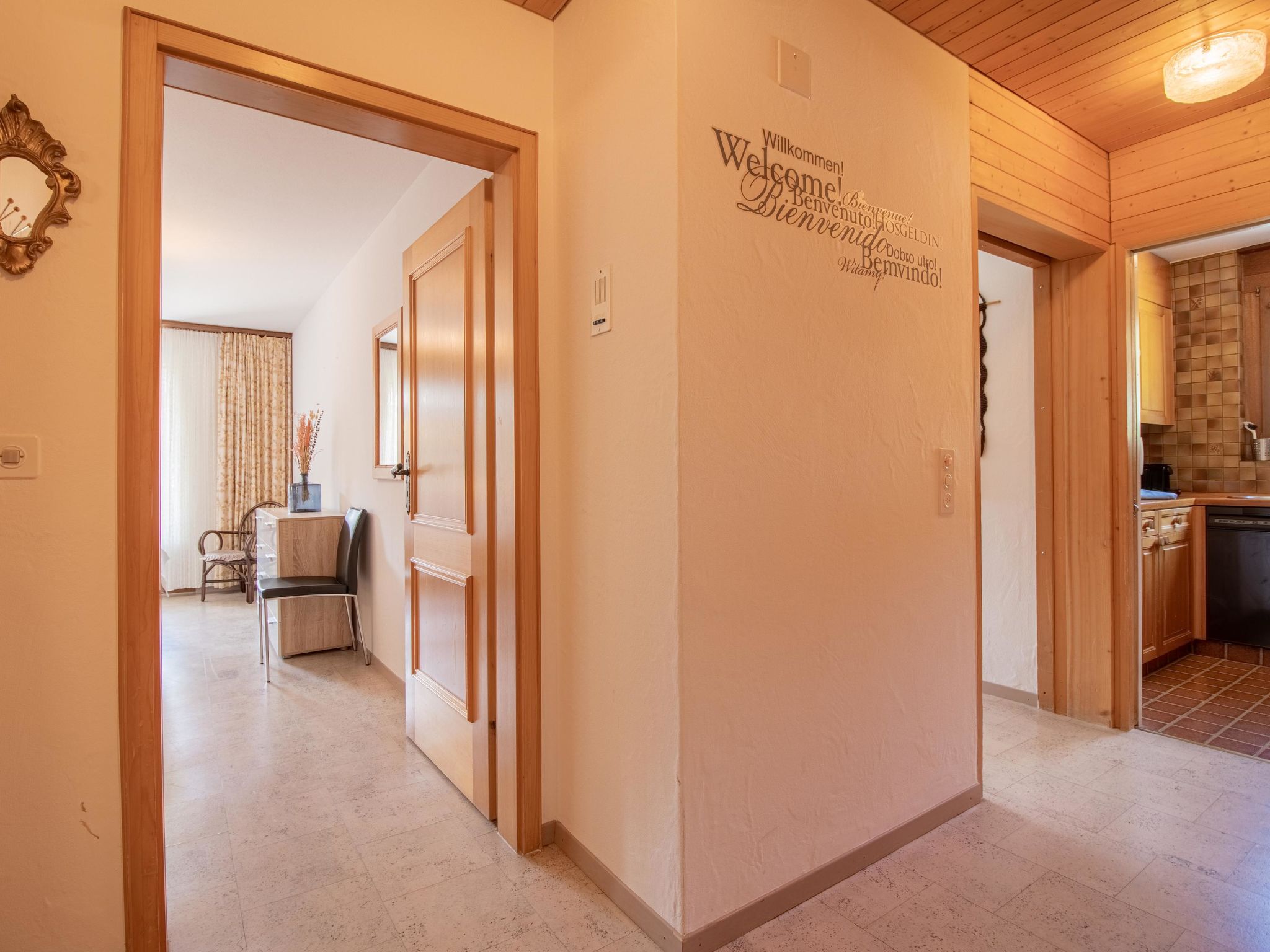 Photo of Brüggli A-24 by Arosa Holiday Appartement/Fewo, Bad, WC, 3-Bettwohnung